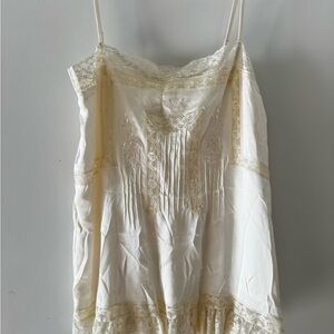 Elegant Cream Lace Slip Top JILL STUART